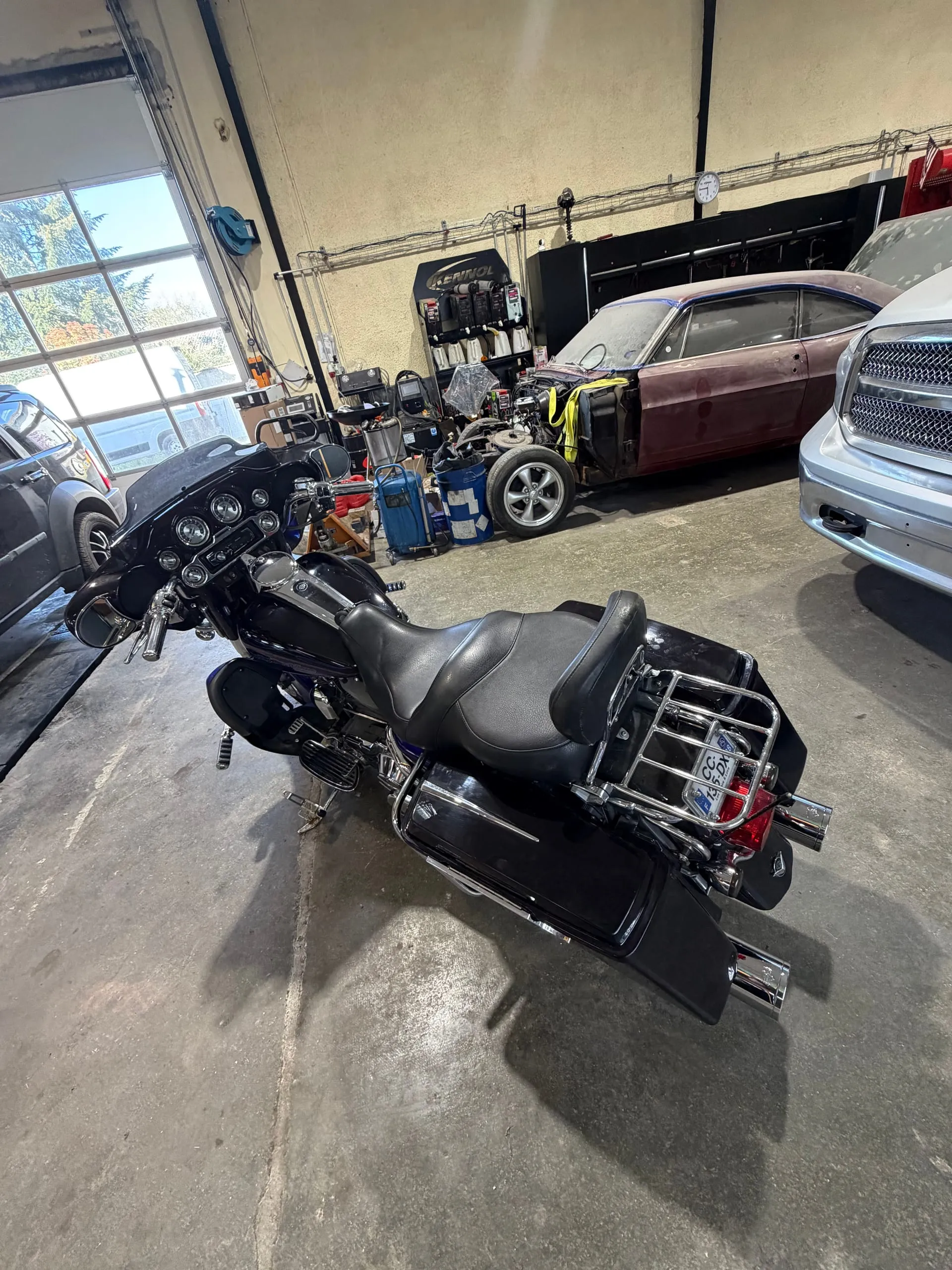 Selle, valises rigides et porte-bagages chromé de la Harley-Davidson Electra Glide CVO