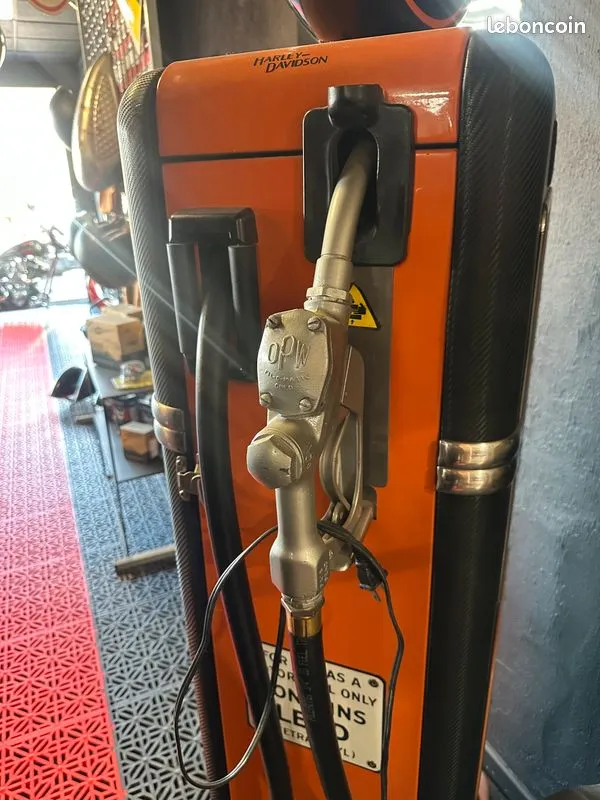 Pompe à essence Harley-Davidson, vue complémentaire 4
